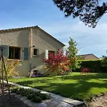 Maison A Avec 2000m2 De Terrain Arbore