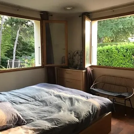 Vila Maison A Avec 2000m2 De Terrain Arbore Valréas